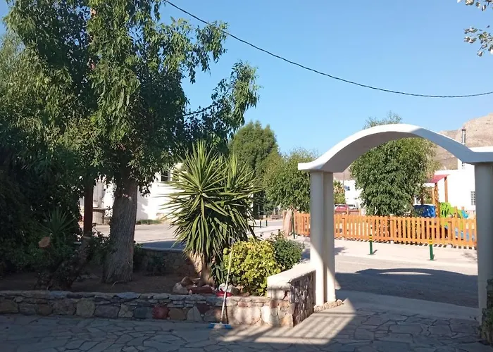 דירה Marilen Livadia (Tilos)